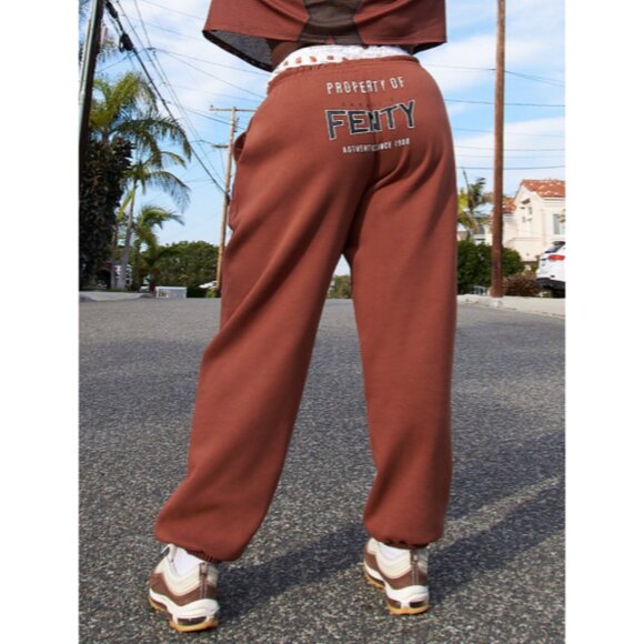 Savage X Fenty Rihanna Game Day XXL Brown Limited-Edit Superbowl LVII Sweat Pant - Picture 1 of 10